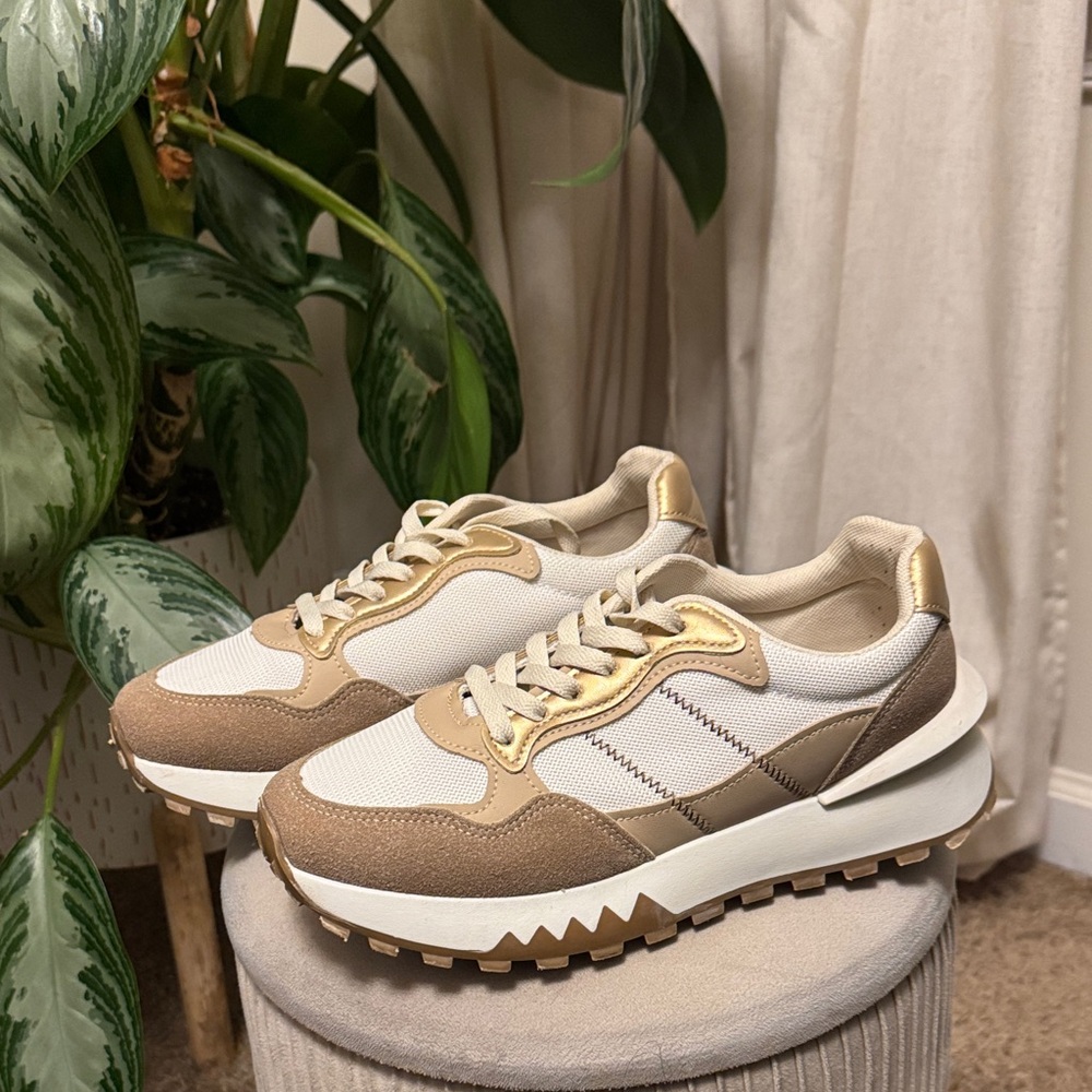 Miriade Women's Sneakers - Cream, Gold, Tan, White- Size 40